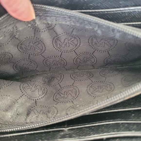 MICHAEL KORS Jet Set Black Saffiano Leather Zip Around Wallet Large Clutch 8x4 - Picture 5 of 10